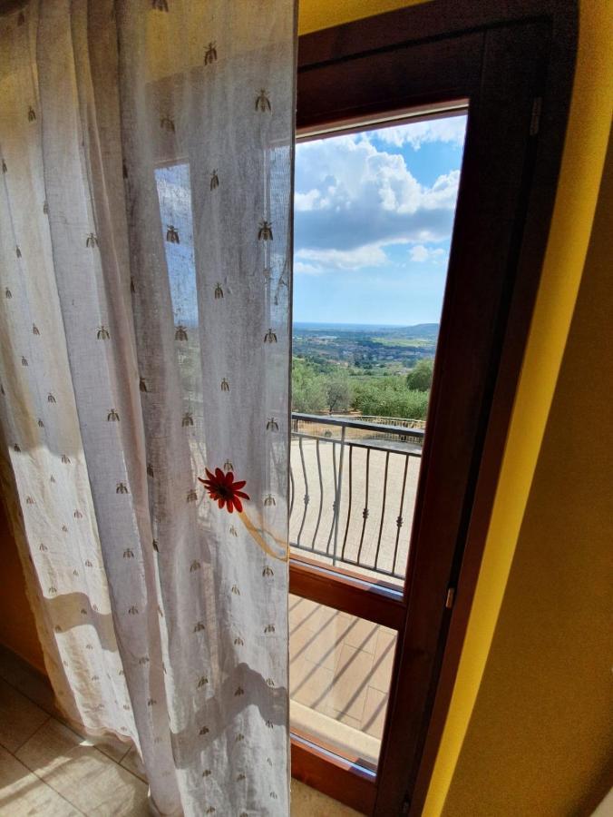 Colle Del Mirto Villa Castelnuovo Cilento Luaran gambar